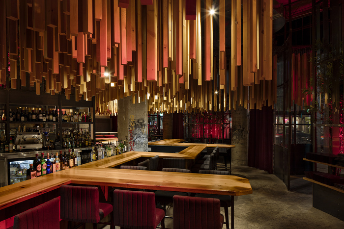 bar